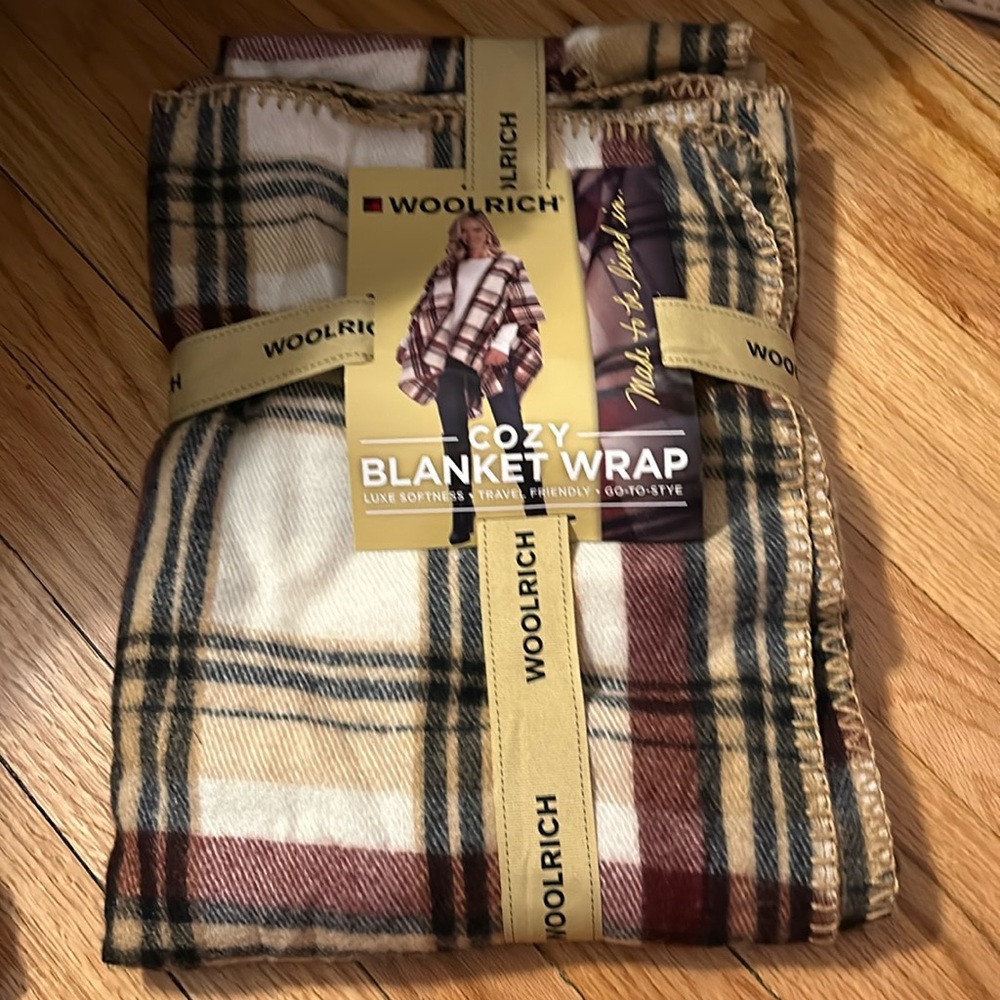 Woolrich cozy blanket wrap
